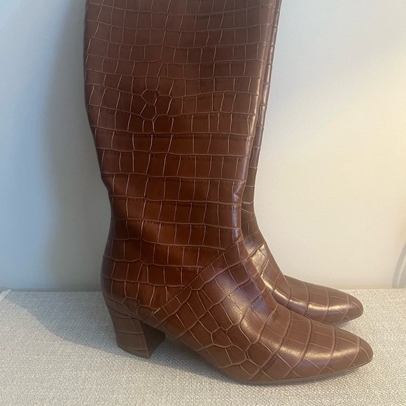 NWT NATURALIZER Wide Calf Brown Knee High Block Heel Leather Boots Size 7.5 - Picture 4 of 13